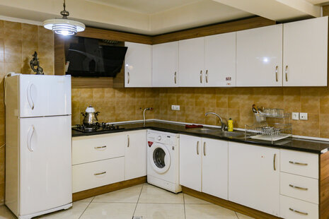 آپارتمان مبله سه خواب واحد 5 در یوسف آباد