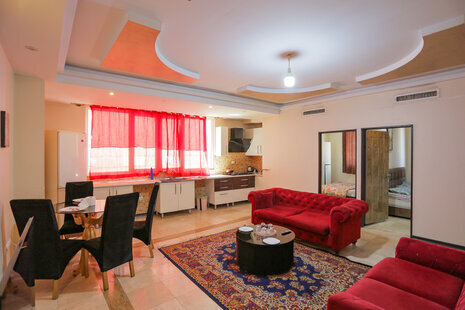 آپارتمان مبله طبقه دوم در باغ فیض