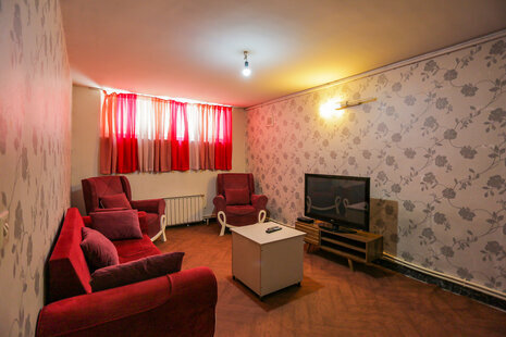 آپارتمان مبله رنگین کمان 1 در هفت حوض