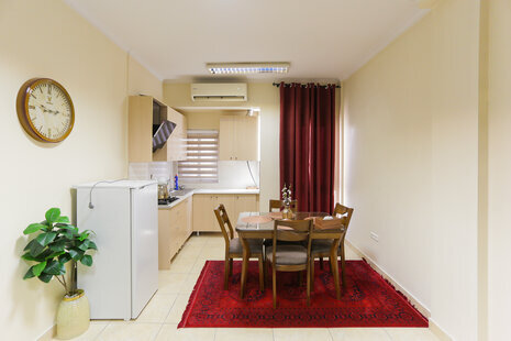 آپارتمان مبله تکخواب در عباس آباد تهران