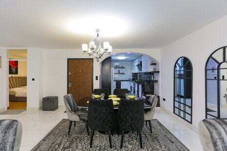 آپارتمان دو خواب مبله نقره در سعادت آباد