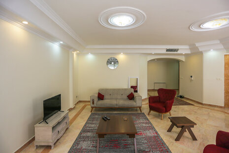 آپارتمان مبله طبقه سوم در ونک