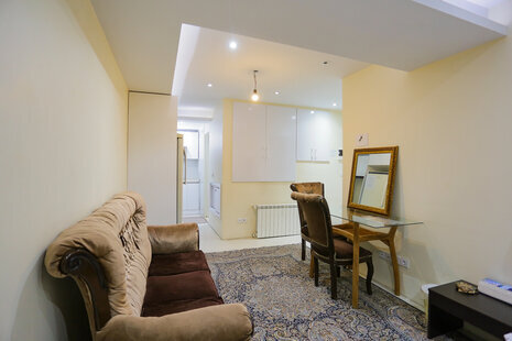 سوئیت 11 در میدان حر