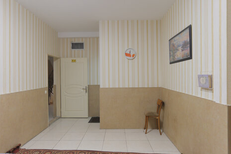 اتاق 302 سه تخت در مسافرخانه میدان خراسان