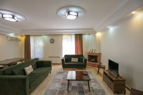 آپارتمان مبله طبقه دوم در ونک