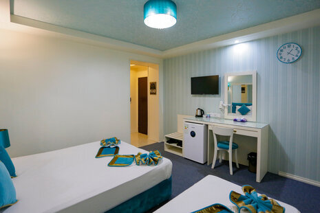 اتاق (3نفره) درهتل آپارتمان در مشهد