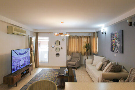 آپارتمان مبله ستاره 55 در شهرک صدف