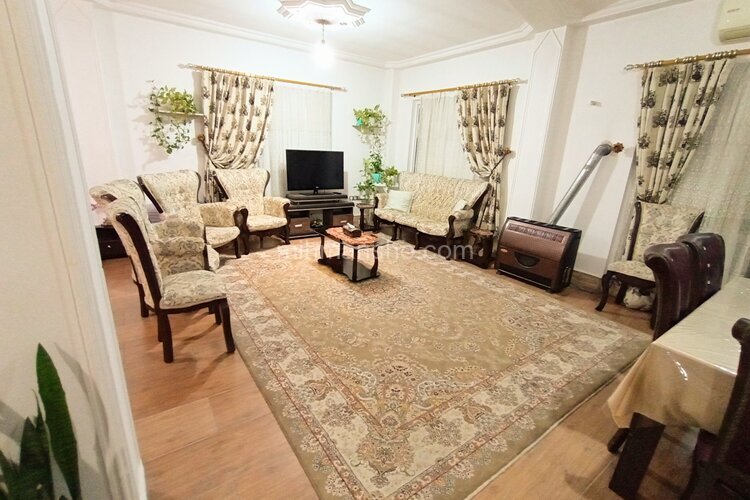 سوئیت مبله در طبقه دوم ویلا روجا در رامسر