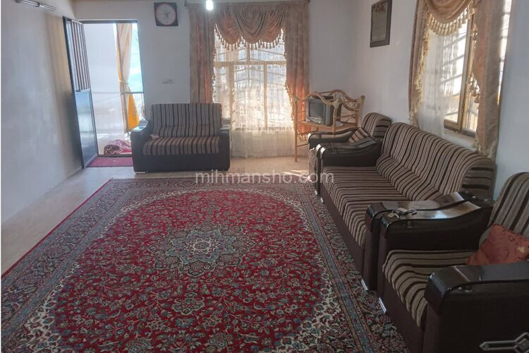 واحد دو خواب در طبقه اول ویلا آمل