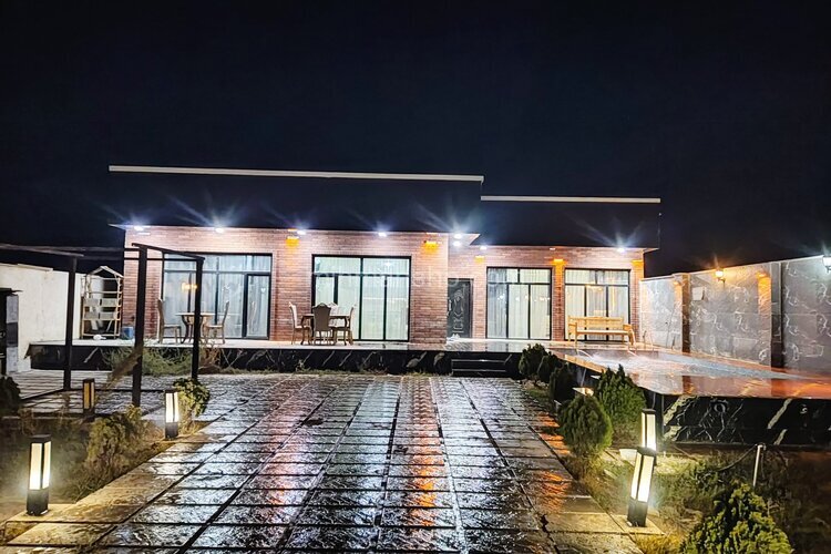 ویلا استخردار دو خواب دنج زعفرانیه در کردان