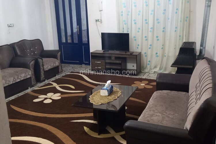 واحد دوخواب مادر در طبقه همکف ویلا در رشت