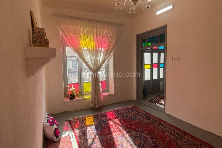 اتاق گل بانو در خانه تاریخی بومگردی مشهد