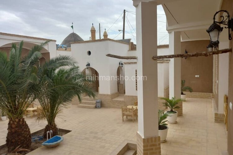 اتاق امین پاشا در اقامتگاه بومگردی کاشان