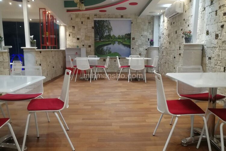 اتاق 4 تخته در هتل در یزد