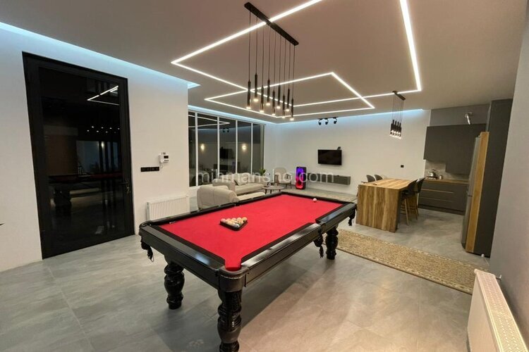 ویلا دوخواب استخردار مبله صدف در چهارباغ