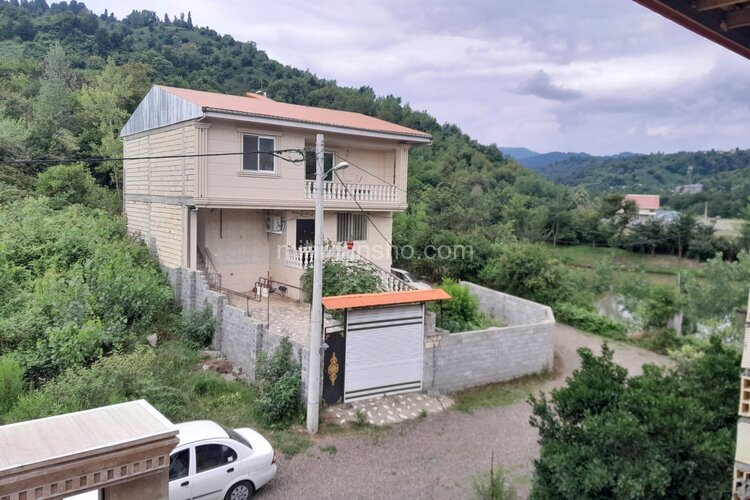 واحد دو خواب در طبقه اول ویلا املش