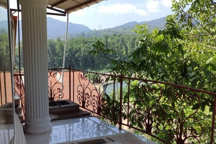 واحد خانه نقی در طبقه دوم ویلا جنگلی در شیرگاه