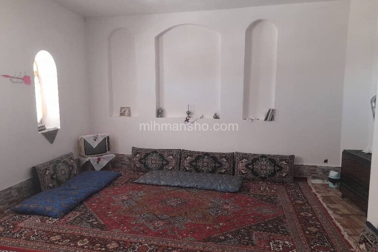 اتاق 35 متری در اقامتگاه بومگردی در نیشابور