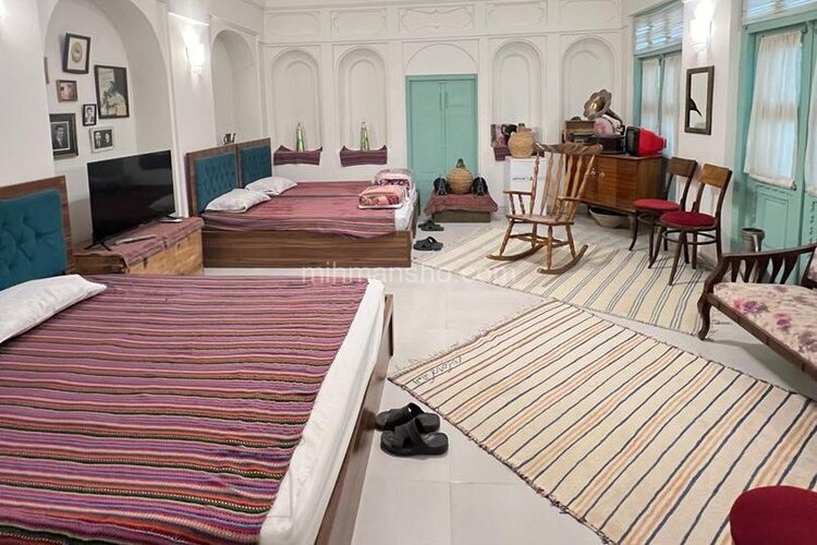 اتاق مهر در سرای مهربان در بومگردی یزد