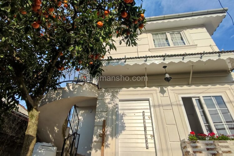 واحد تکخواب دانش در طبقه اول ویلای چابکسر | نمای بیرونی