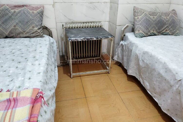 اتاق دو تخت در مهمانپذیر ناصرخسرو