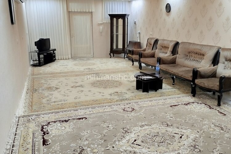 آپارتمان مبله تک خواب ارغوان در کاشان