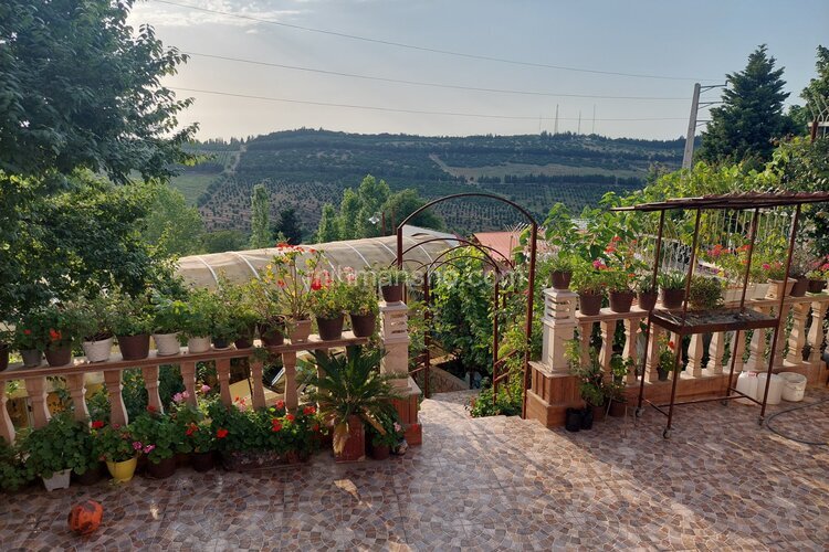 واحد استخردار در طبقه همکف ویلا تاج مهدشت ساری