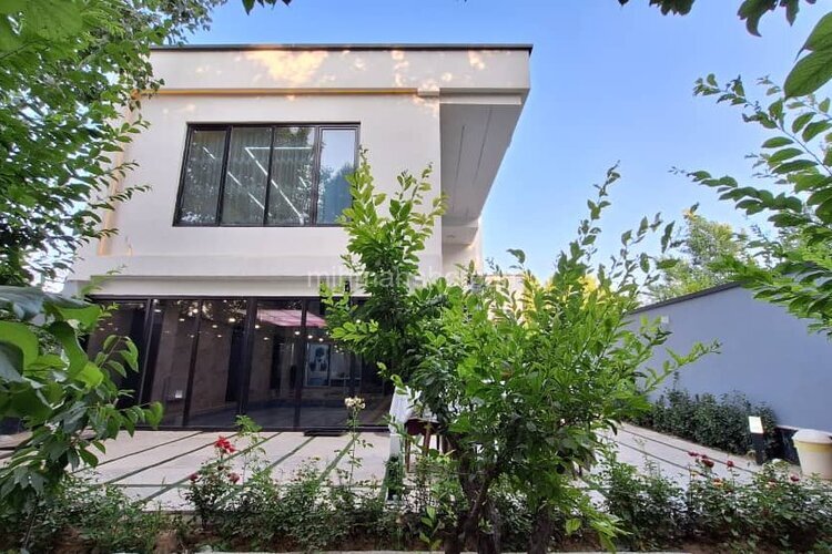 ویلا دوبلکس استخردار سه خواب رز 1 در کردان