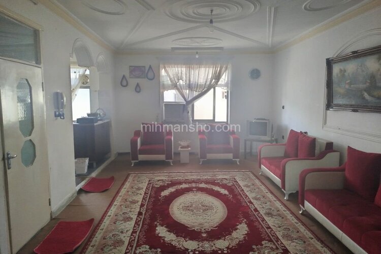 واحد مبله دوخواب بلوری 2 طبقه اول ویلا در رشت