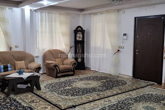 واحد مبله دوخواب در طبقه همکف ویلا شمشاد در ماسال