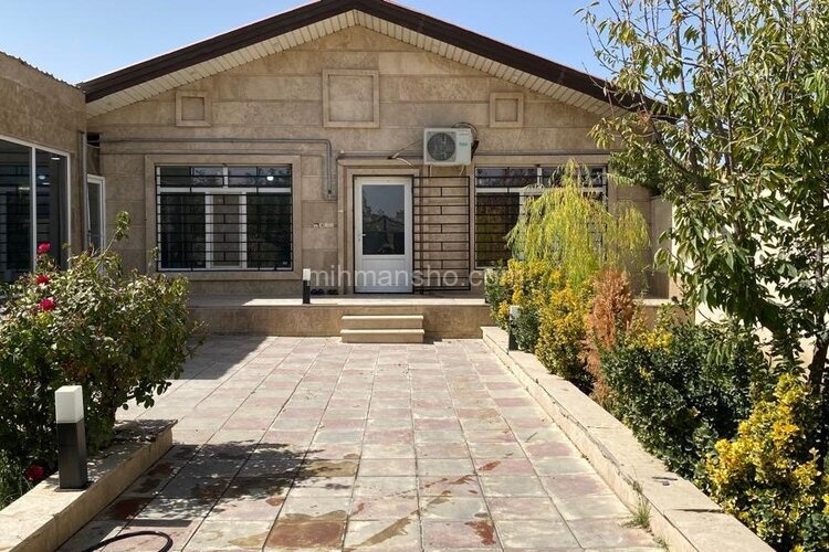 ویلا دوخواب استخردار مبله در چهارباغ