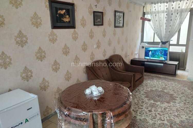 واحد تک خواب مبله در طبقه همکف ویلا رشت