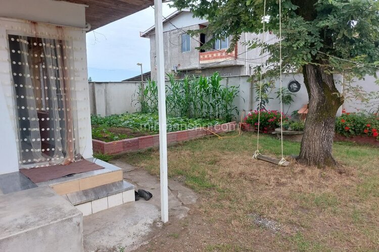 خانه ویلایی تک خواب عطا در آستارا