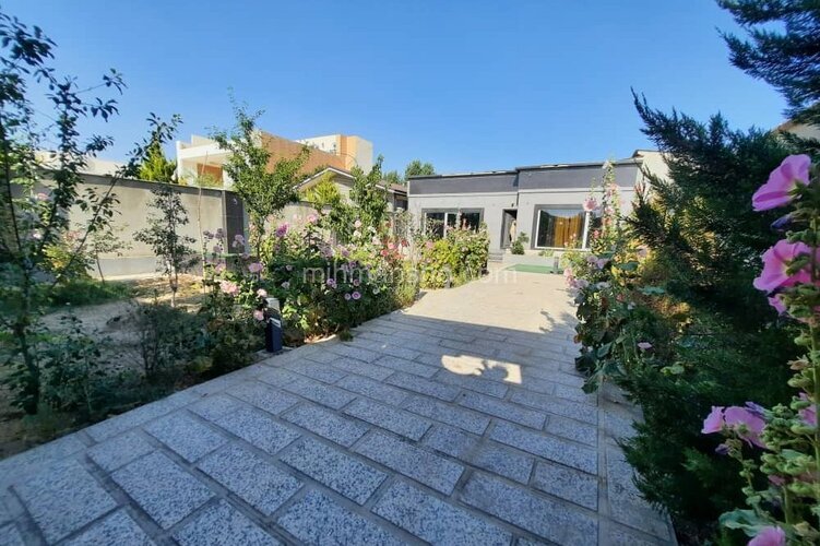 ویلا استخردار دوخواب مبله در چهارباغ