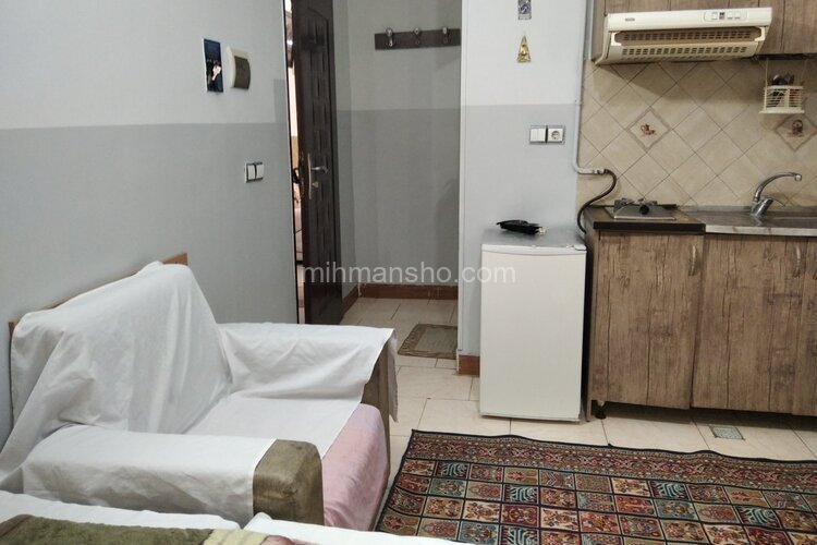 اتاق 3 تخت یادگار در مسافرخانه مشهد