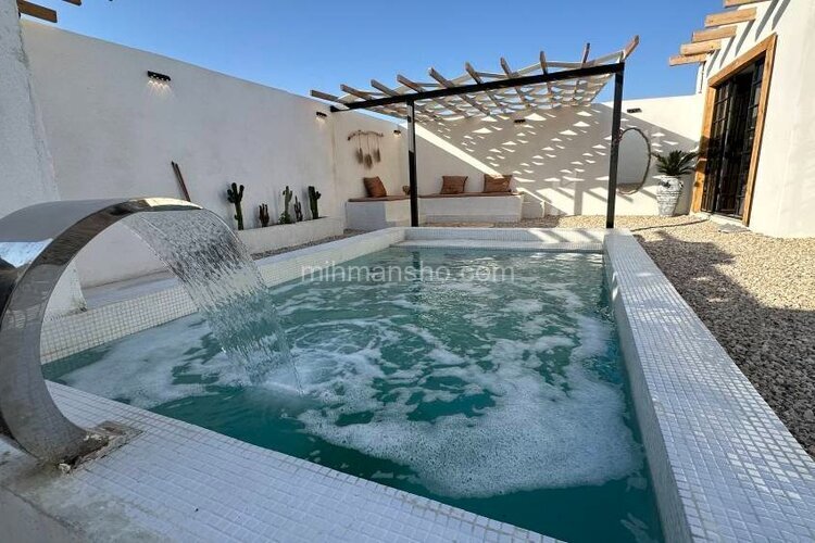 ویلا استخردار مبله سه خواب چندل در قشم