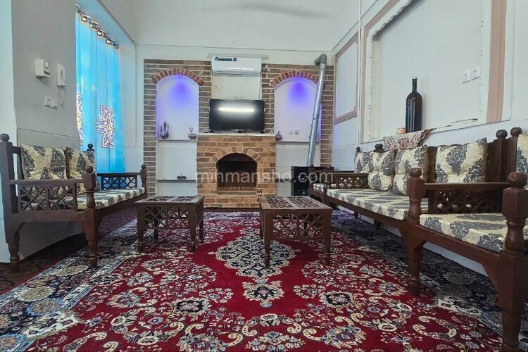 ویلا سنتی پنج خواب در مهریز