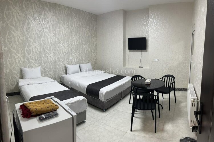 واحد 202 در هتل آپارتمان شیراز