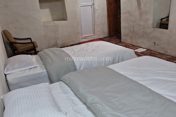 اتاق چوچ در اقامتگاه بومگردی در قشم