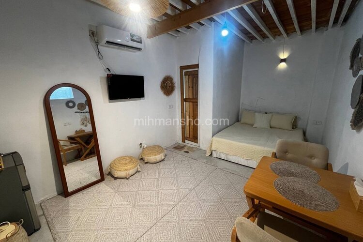 واحد نوادا 3 در بومگردی نقاشه قشم