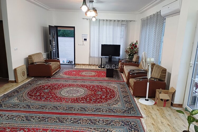 واحد دو خواب در طبقه اول ویلا هوشیار فومن