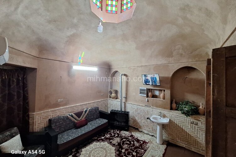 واحد تکخواب سنتی تالار لرد کیوان در یزد