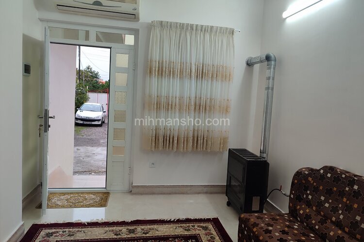 واحد تکخواب در طبقه همکف ویلای شیرود