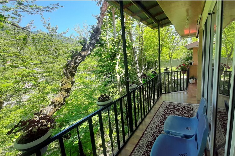 سوئیت باغ مبله قلعه رودخان در فومن