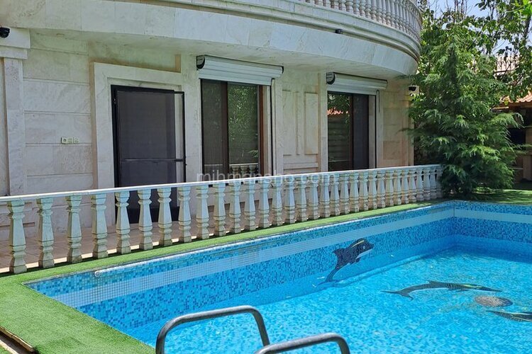 ویلا استخردار دوبلکس سه خواب همیشه بهار در کردان