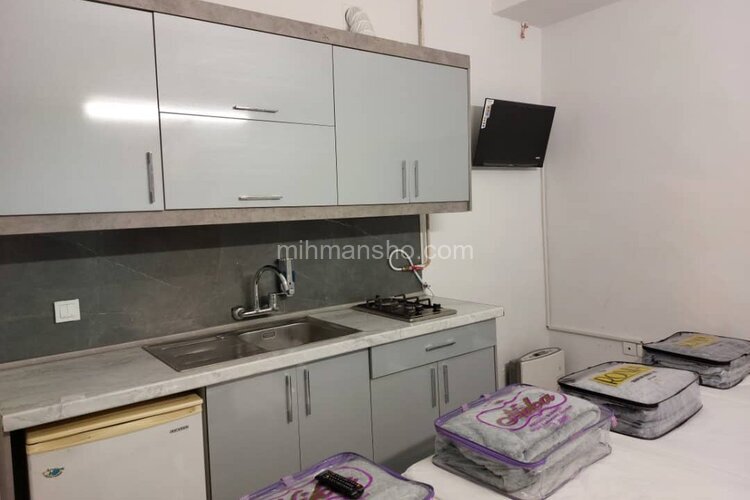 سوئیت (4نفره) در مسافرخانه مشهد