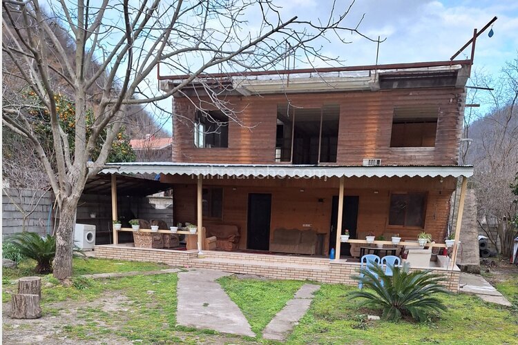 واحد دوخواب  گل مریم در طبقه همکف ویلای ماسال