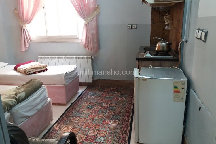 اتاق 4 تخت یادگار در مسافرخانه مشهد