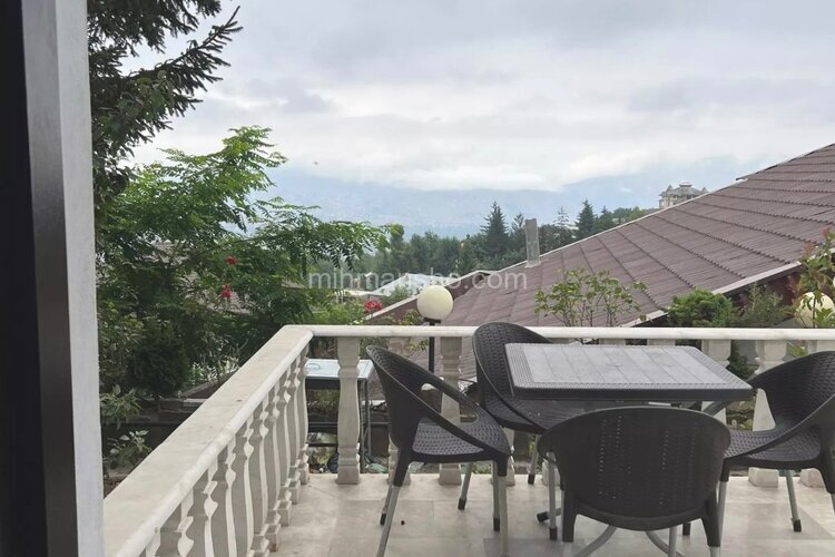 واحد مبله دوخواب در طبقه اول ویلا در کلاردشت