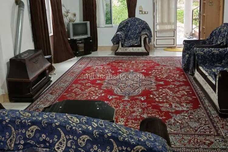 واحد تکخواب در طبقه اول ویلا در چالوس